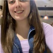 Me defino como una persona responsable y con dedicación en lo que hace.